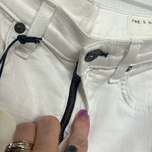 - Rag n’ Bone- 🛍️🎉🌈Nwt Rag & bone jeans 🛍️🎉🌈 - Picture 10 of 14